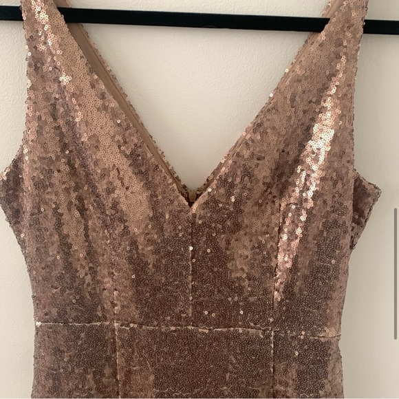 Lulus Sequin Dress EUC - Picture 5 of 9